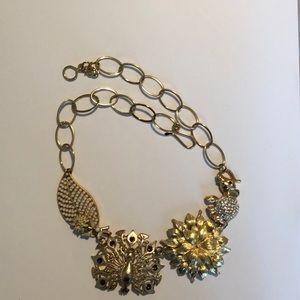 Banana republic statement necklace